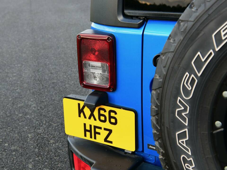 Bild 33/50 von Jeep Wrangler 3.8 &quot;75th Aniversary&quot; (2016)