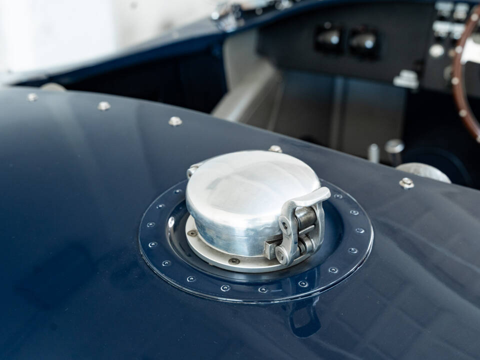 Bild 14/33 von Suffolk C-Type Jaguar (2011)