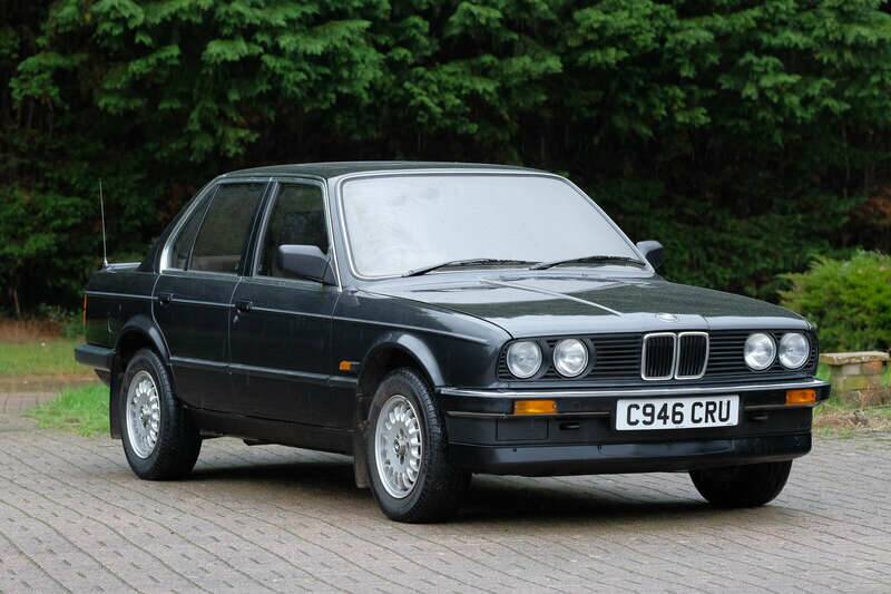 Immagine 9/50 di BMW 320i (1986)