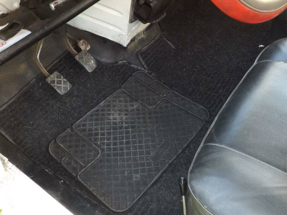 Imagen 15/44 de Renault R 4 F4 (1982)