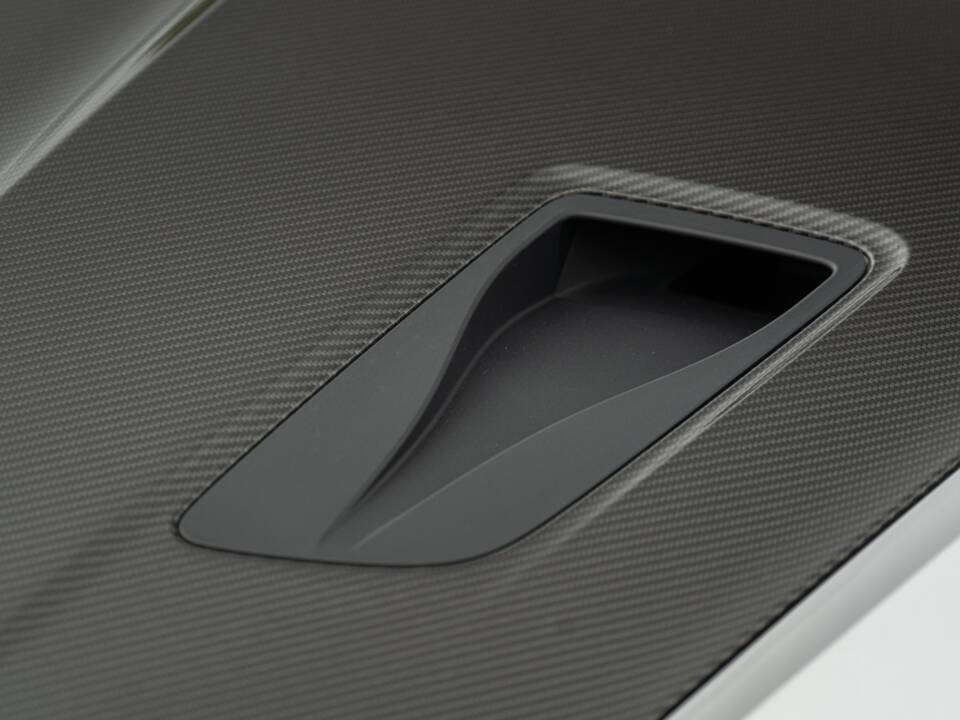 Image 89/100 of Porsche 718 Cayman GT4 RS Weissach (2024)