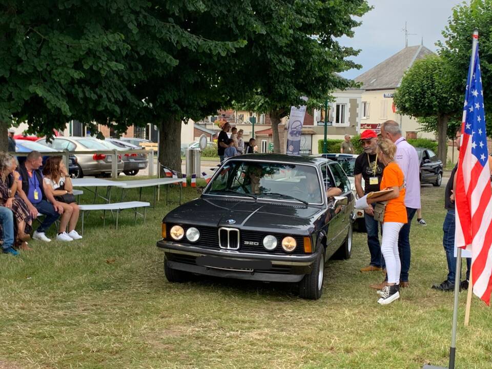 Afbeelding 18/21 van BMW 320&#x2F;6 (1981)