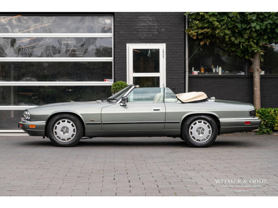 Image 6/35 of Jaguar XJS 4.0 (1995)