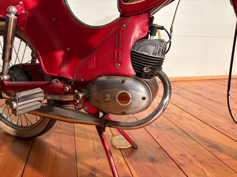 Image 15/18 of HMW 50 SL (1956)