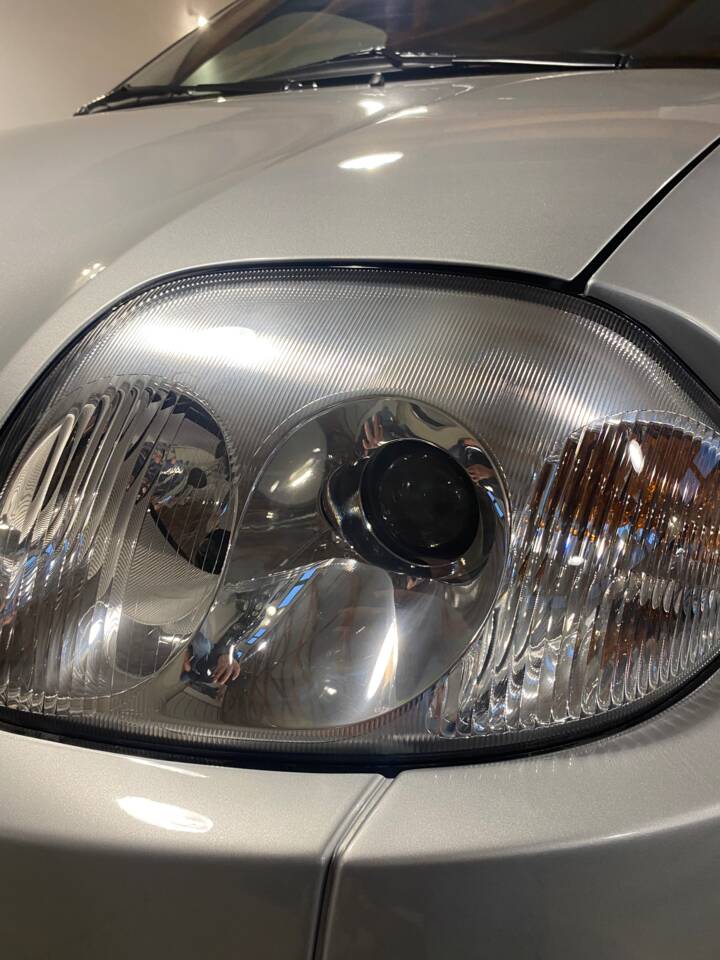 Immagine 35/43 di Renault Clio II V6 (2001)