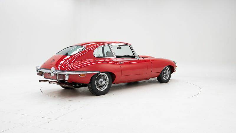 Image 2/15 de Jaguar Type E (2+2) (1969)