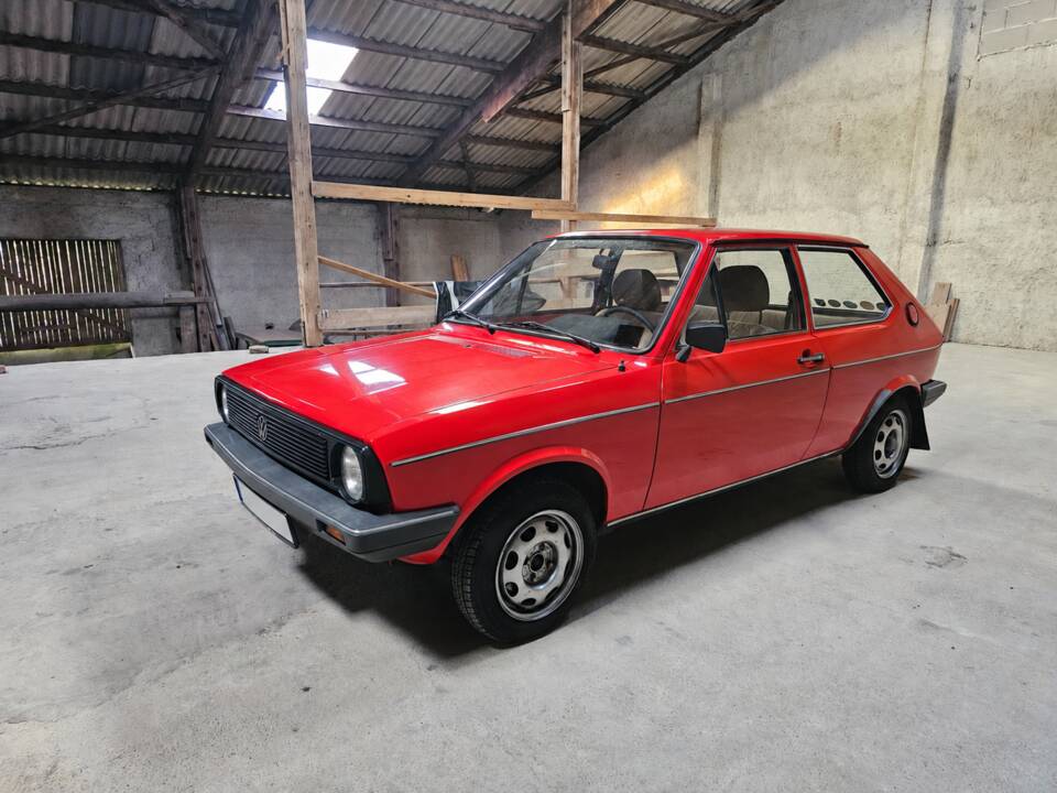 Image 2/12 of Volkswagen Polo I 0.9 (1981)
