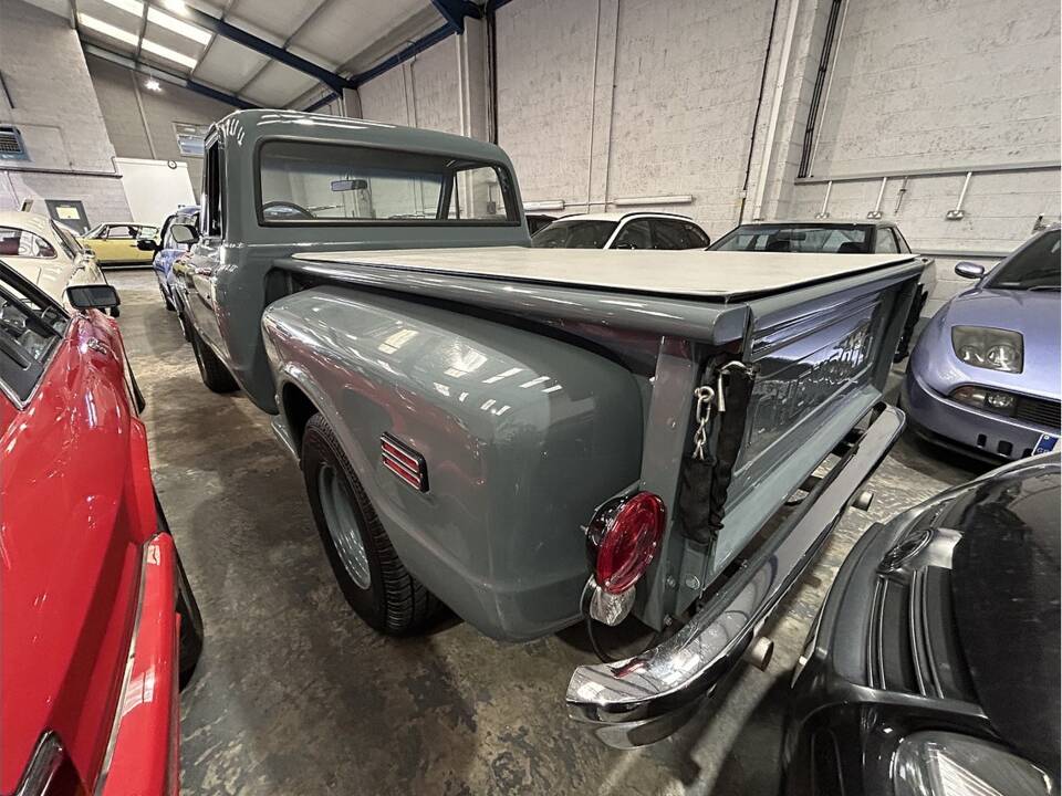 Image 4/7 of Chevrolet C10 Stepside (1970)