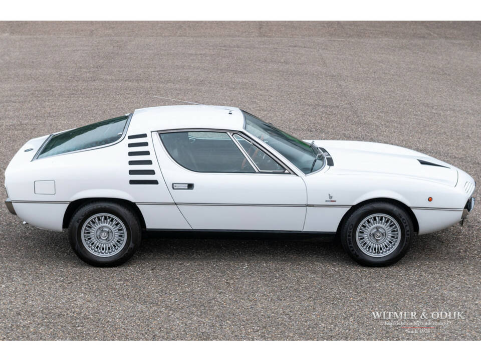 Image 3/34 de Alfa Romeo Montreal (1972)