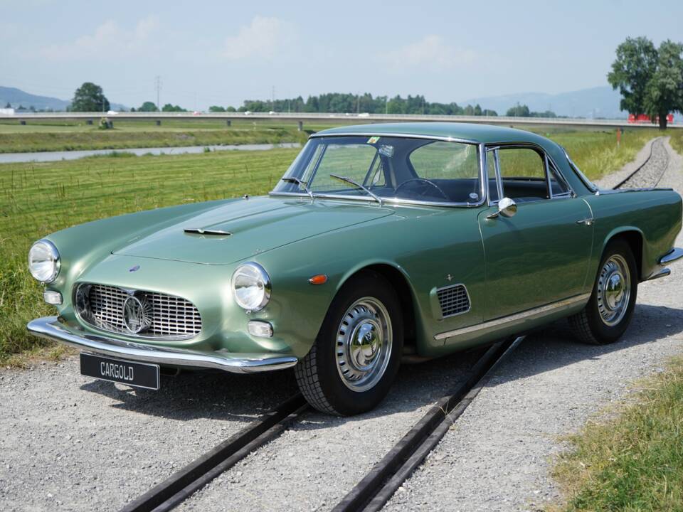 Image 14/75 of Maserati 3500 GT Touring (1961)