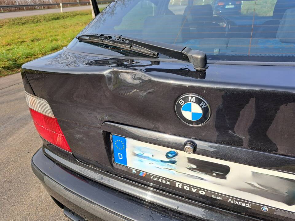 Imagen 13/14 de BMW 318ti Compact (1998)