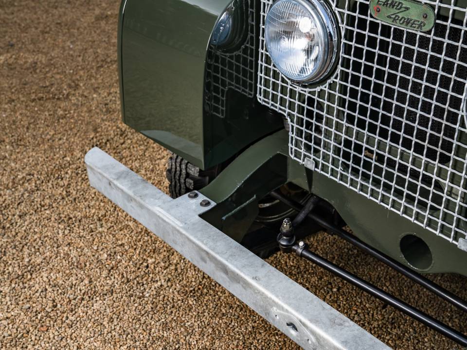 Image 12/42 of Land Rover 80 (1951)