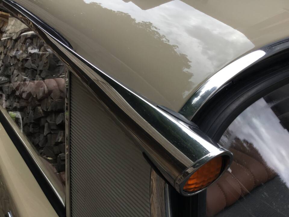 Image 12/82 de Citroën DS 20 (1974)