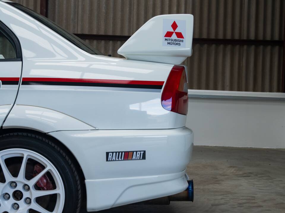 Image 18/50 de Mitsubishi Lancer Evolution VI (2000)