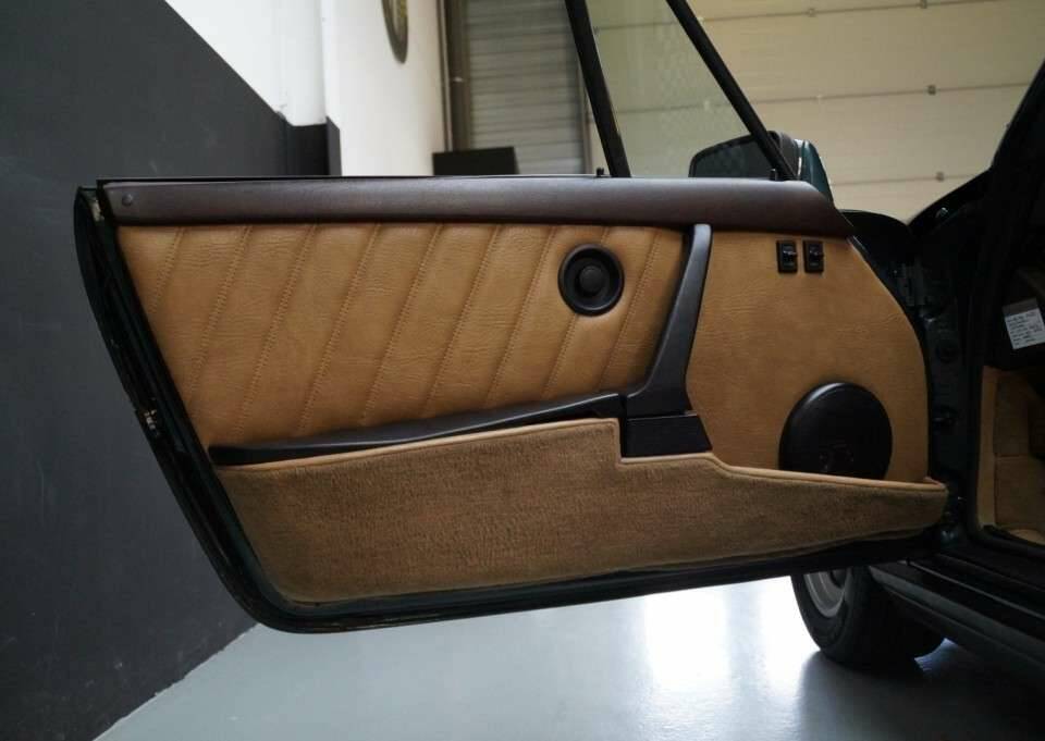Image 44/50 of Porsche 911 SC 3.0 (1980)