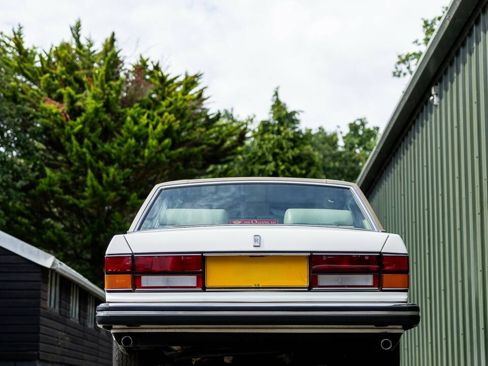 Immagine 8/50 di Rolls-Royce Silver Spirit (1981)