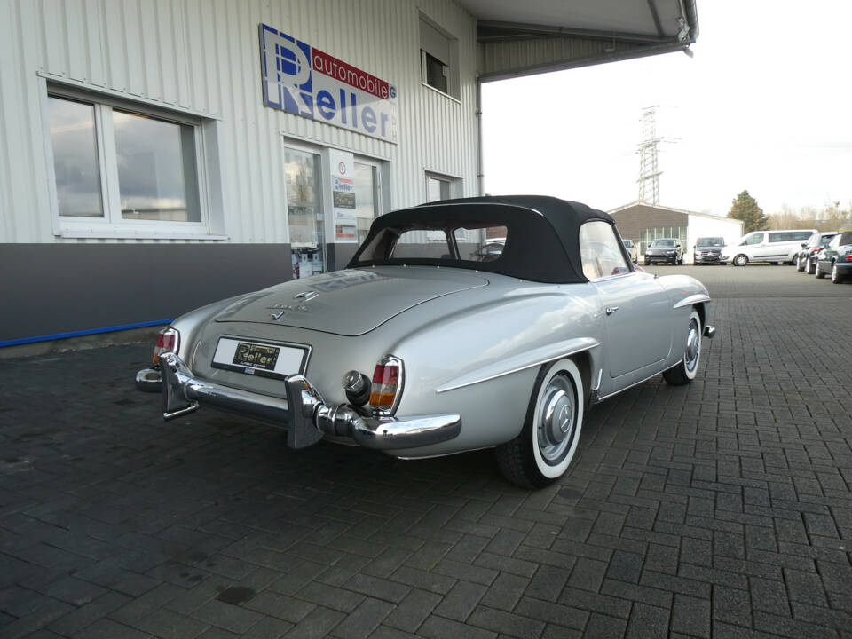 Image 4/24 of Mercedes-Benz 190 SL (1957)