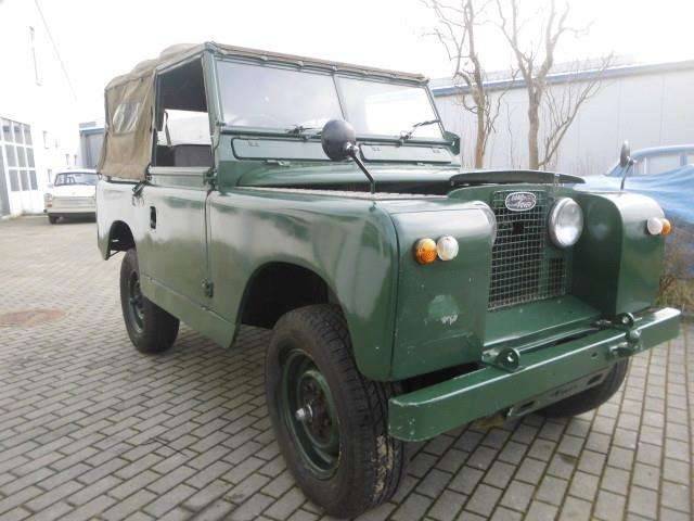 Image 27/30 of Land Rover 88 (1960)