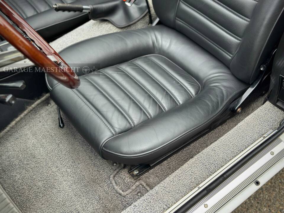 Image 30/95 of Alfa Romeo 2000 Spider Veloce (1980)