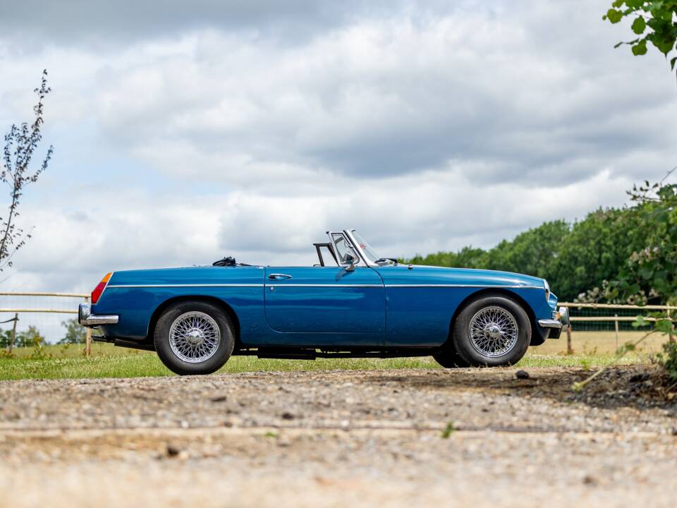 Imagen 26/50 de MG MGB (1973)
