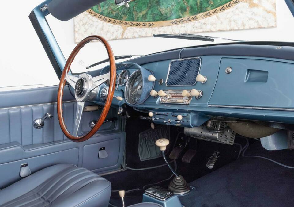 Bild 25/35 von BMW 507 (1957)