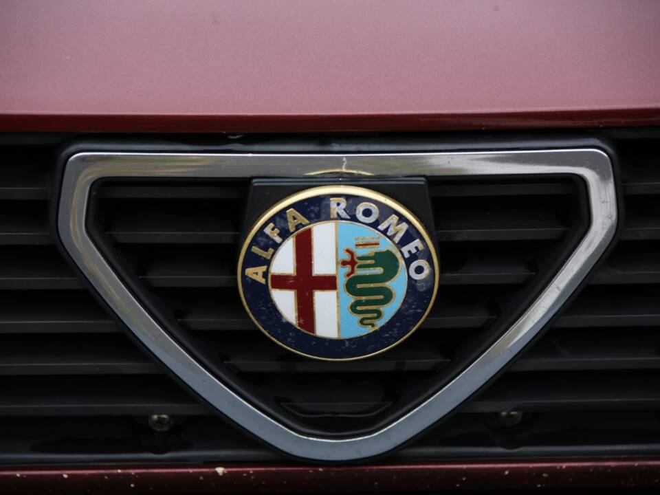 Immagine 22/30 di Alfa Romeo GTV 6 2.5 (1985)