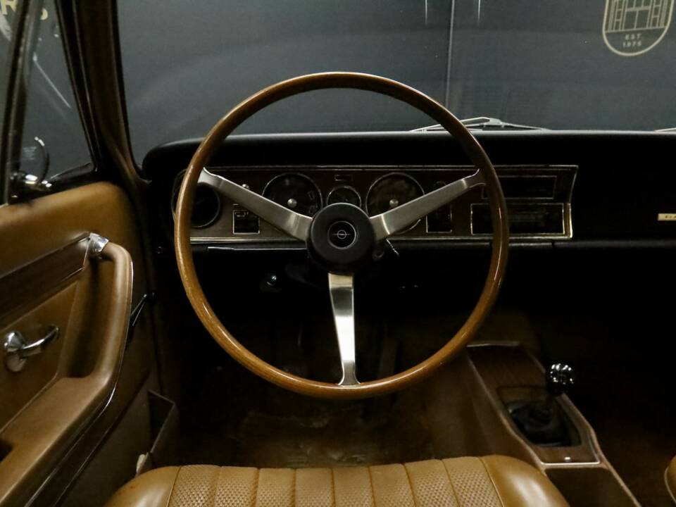 Afbeelding 40/50 van Opel Commodore 2,5 GS (1969)