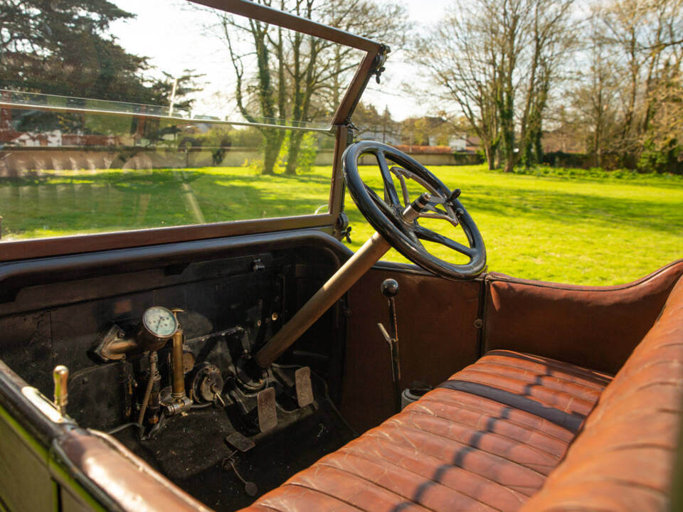 Bild 4/33 von Daimler 15 HP (1912)
