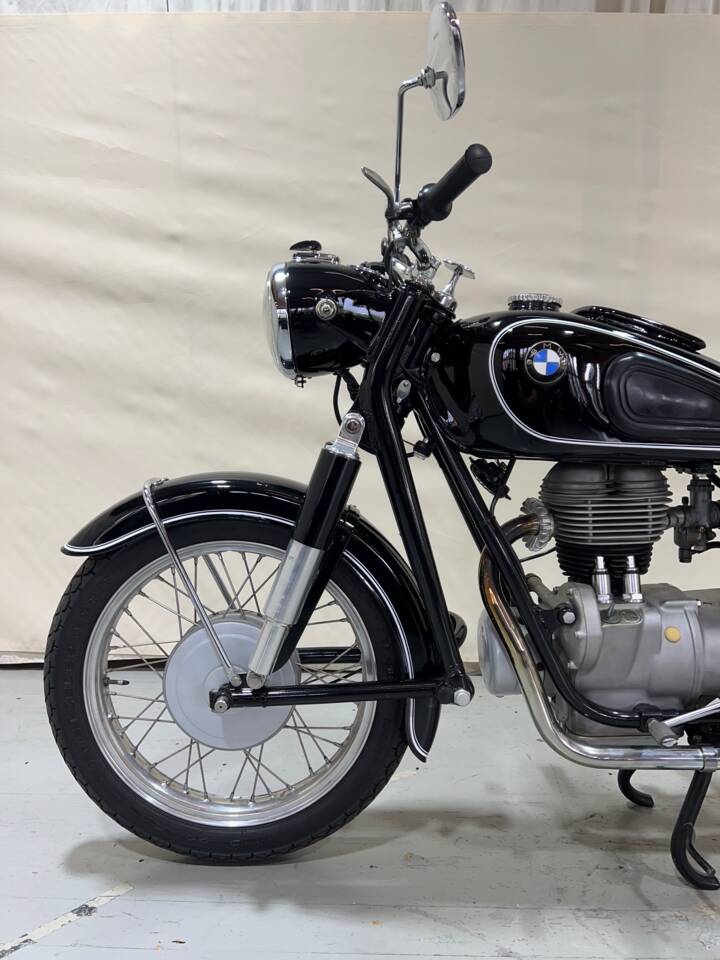 Afbeelding 6/16 van BMW R 26 (1958)