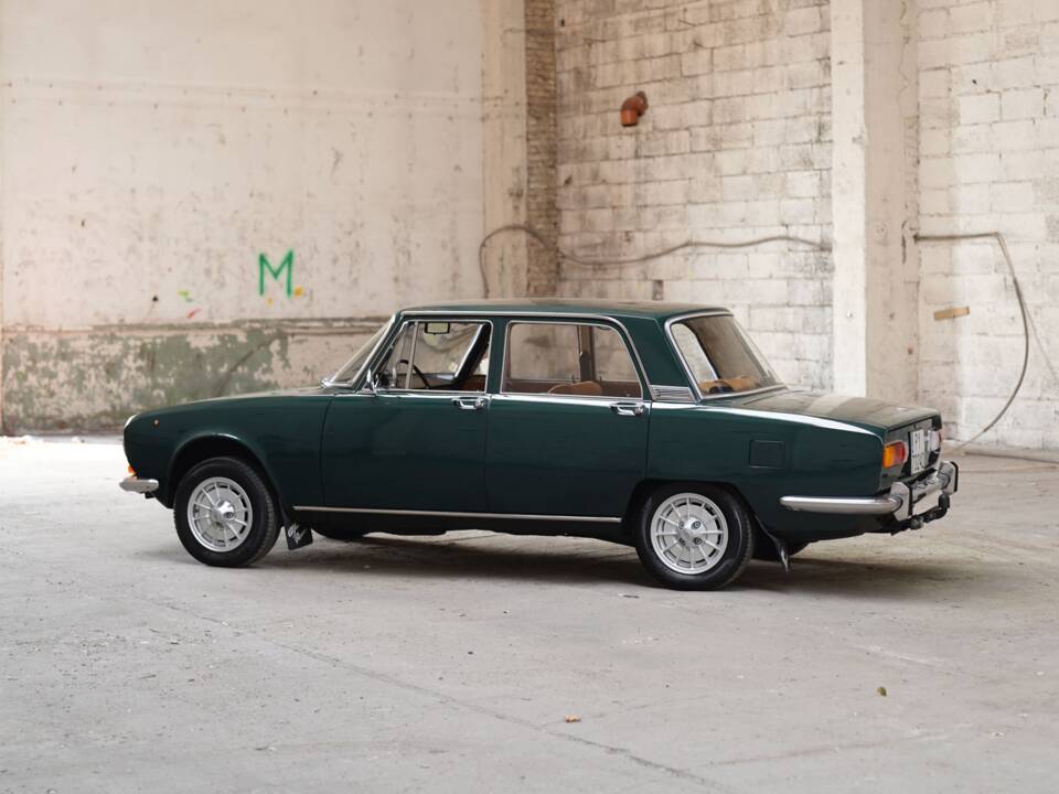 Image 11/83 of Alfa Romeo 1750 Berlina (1970)