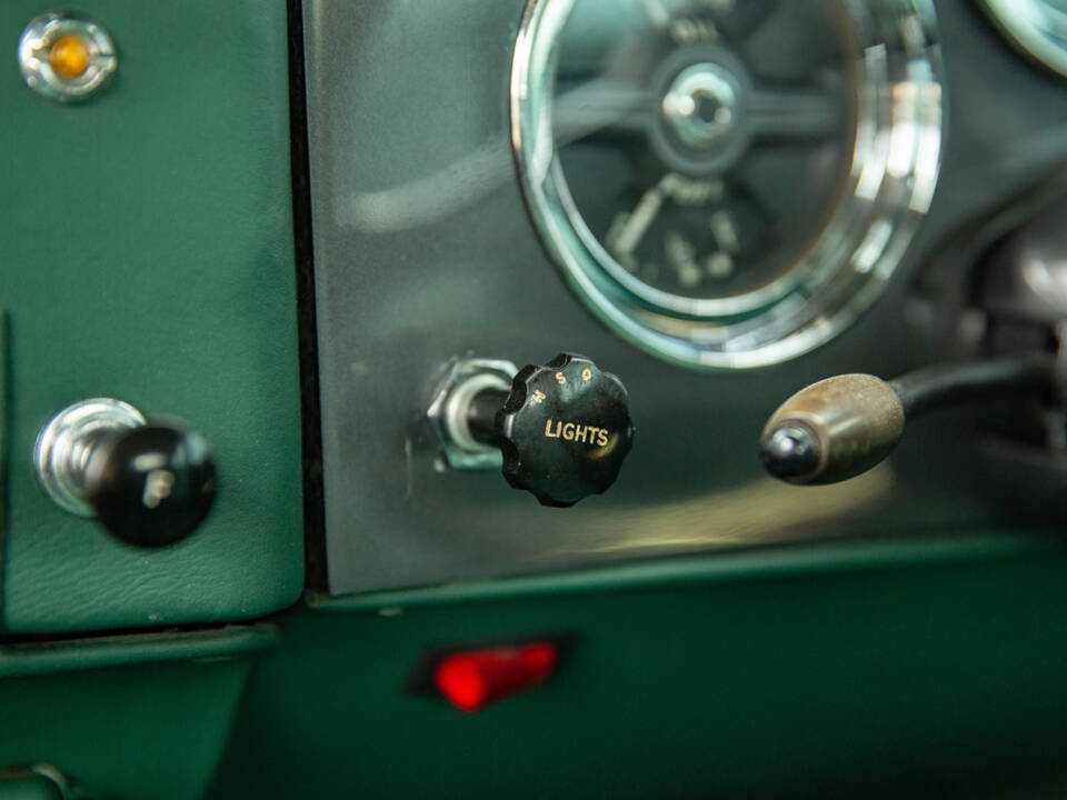 Immagine 22/50 di Aston Martin DB 4 Prototype (1957)