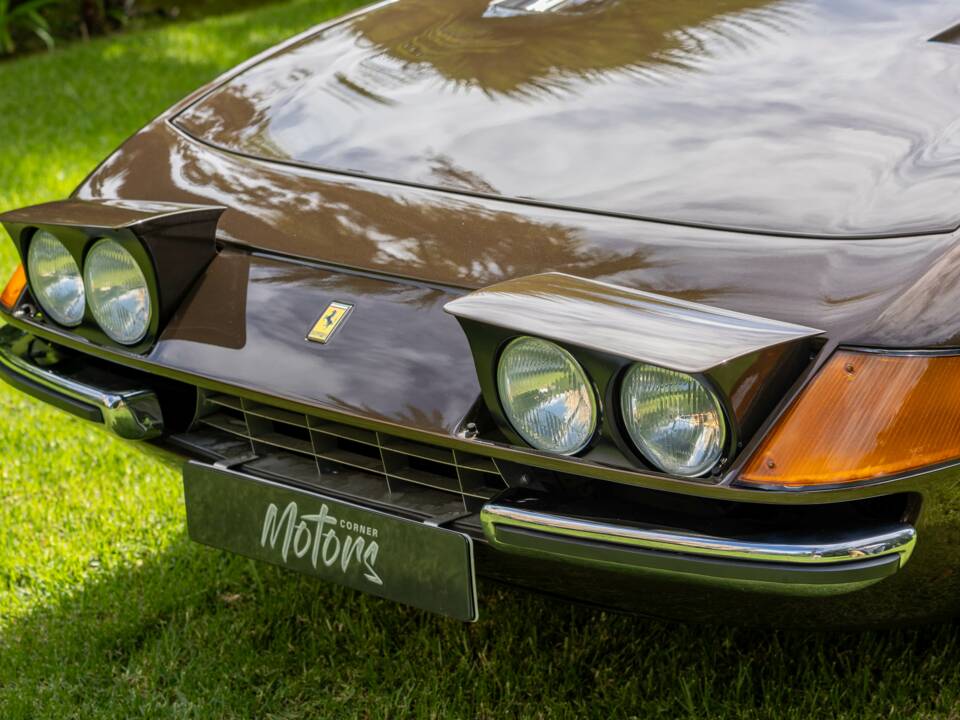Afbeelding 13/53 van Ferrari 365 GTB/4 Spyder (1971)