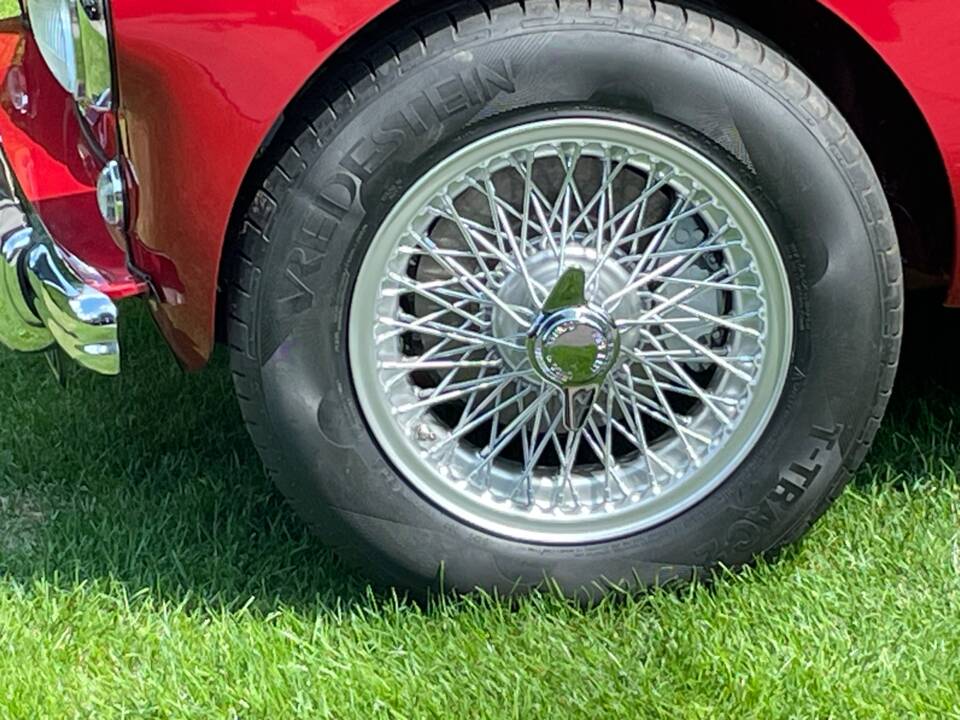 Image 25/56 of Austin-Healey 100&#x2F;4 (BN1) (1955)