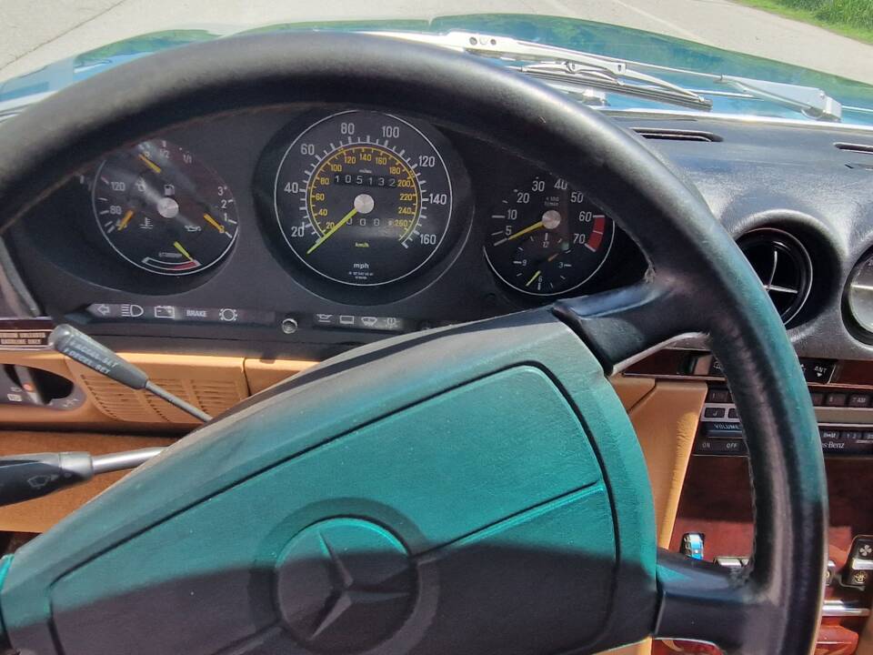Image 22/53 de Mercedes-Benz 560 SL (1986)