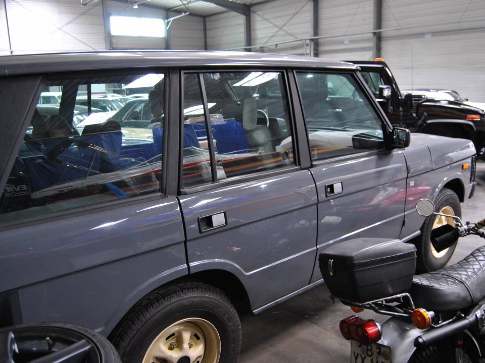 Image 6/7 of Land Rover Range Rover Classic (1985)