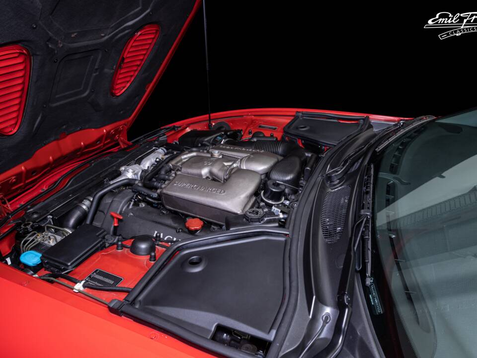 Image 6/7 of Jaguar XKR (1999)