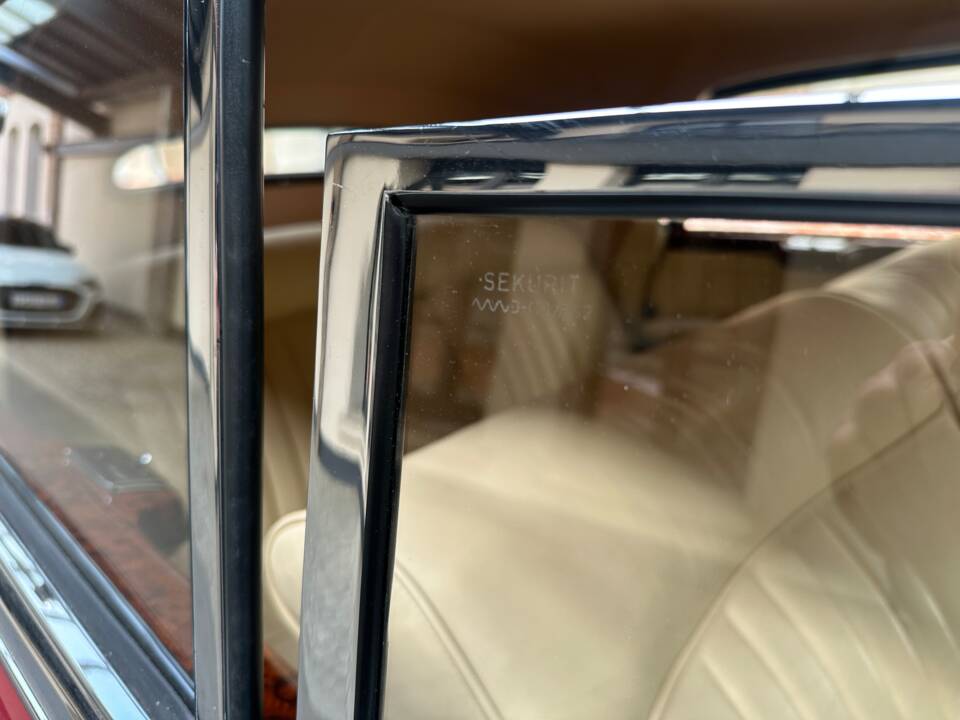 Bild 37/74 von Mercedes-Benz 300 b Cabriolet D (1955)
