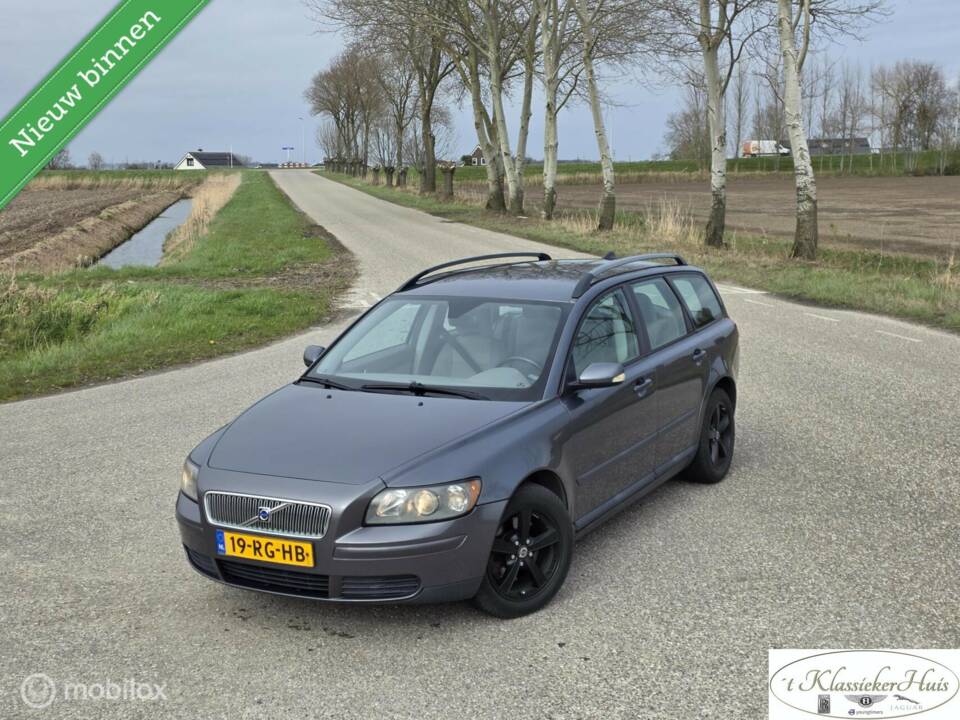 Image 1/33 de Volvo V50 2.4 (2005)