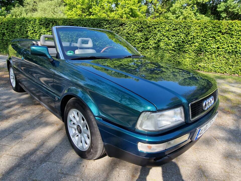 Image 1/21 de Audi Cabriolet 2.3 E (1992)