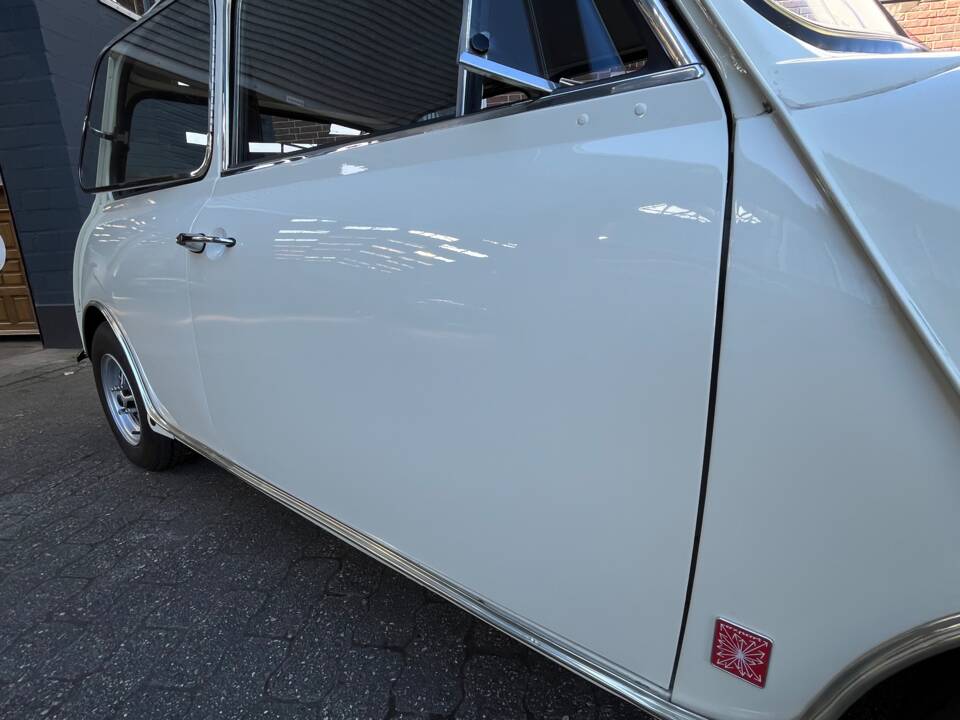 Bild 82/90 von Innocenti Mini 1001 Export (1975)