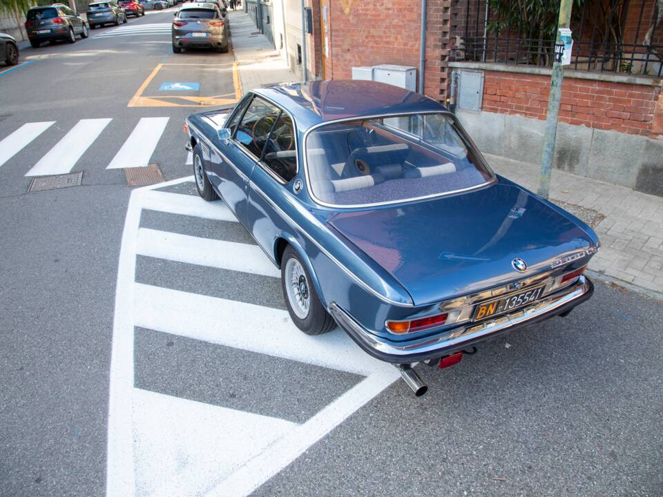 Image 2/56 of BMW 2800 CS (1969)