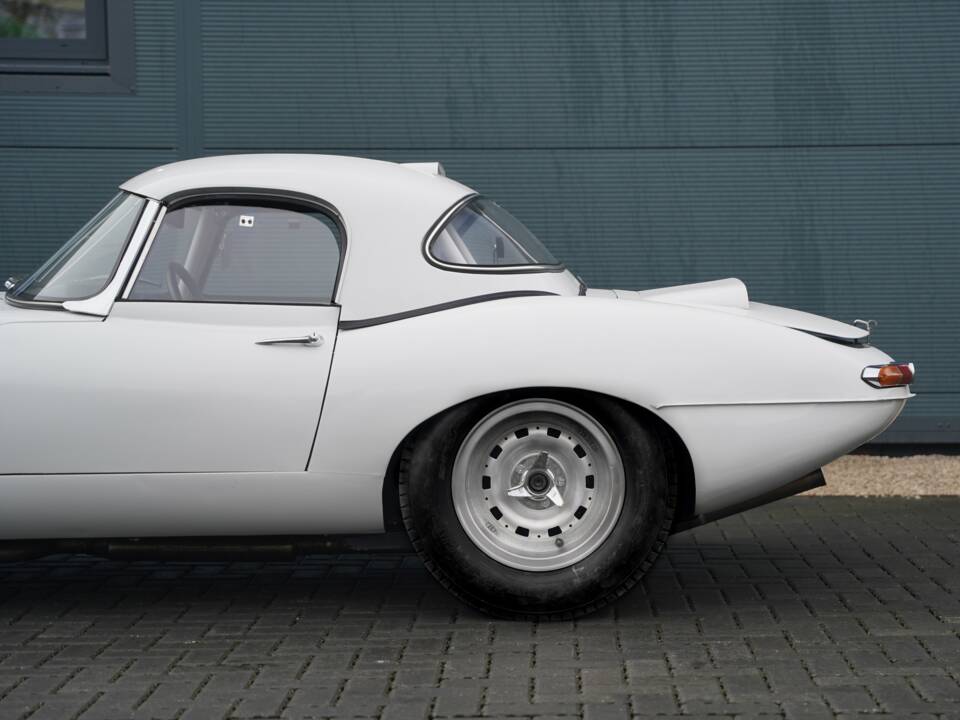 Bild 24/50 von Jaguar E-Type 3.8 (1964)