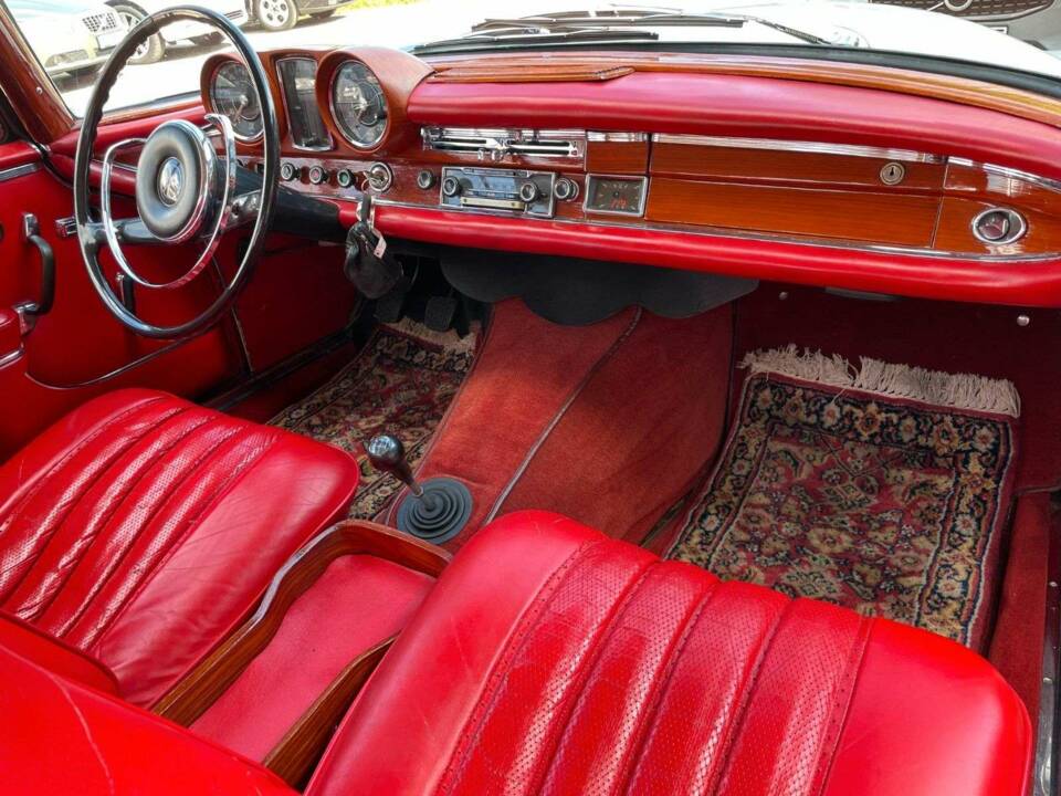 Imagen 15/20 de Mercedes-Benz 220 SE b (1965)