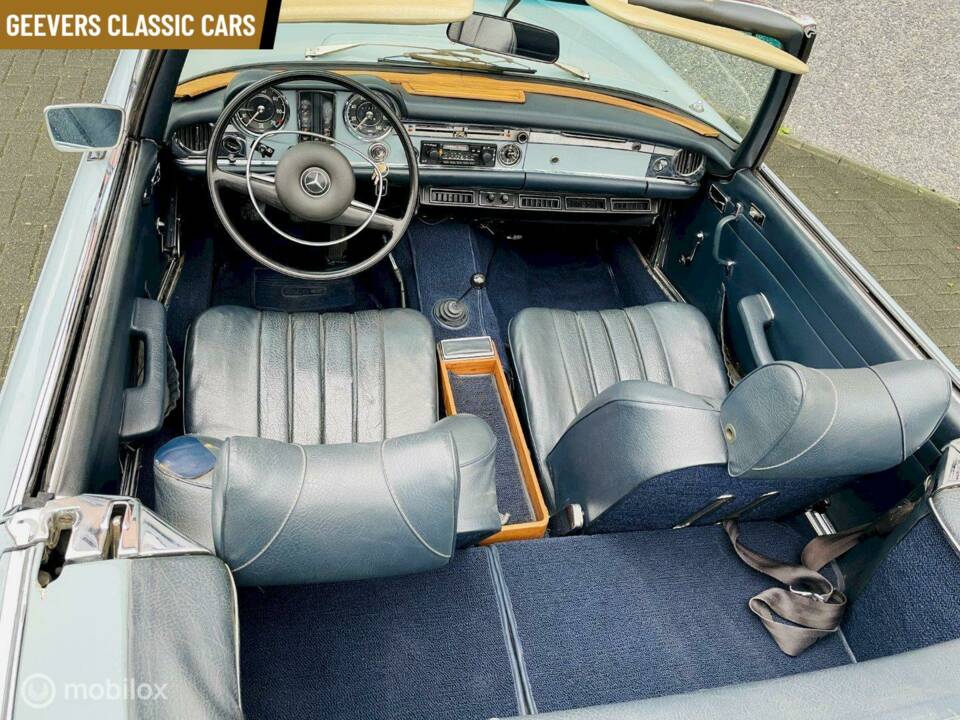 Image 8/8 de Mercedes-Benz 280 SL (1969)