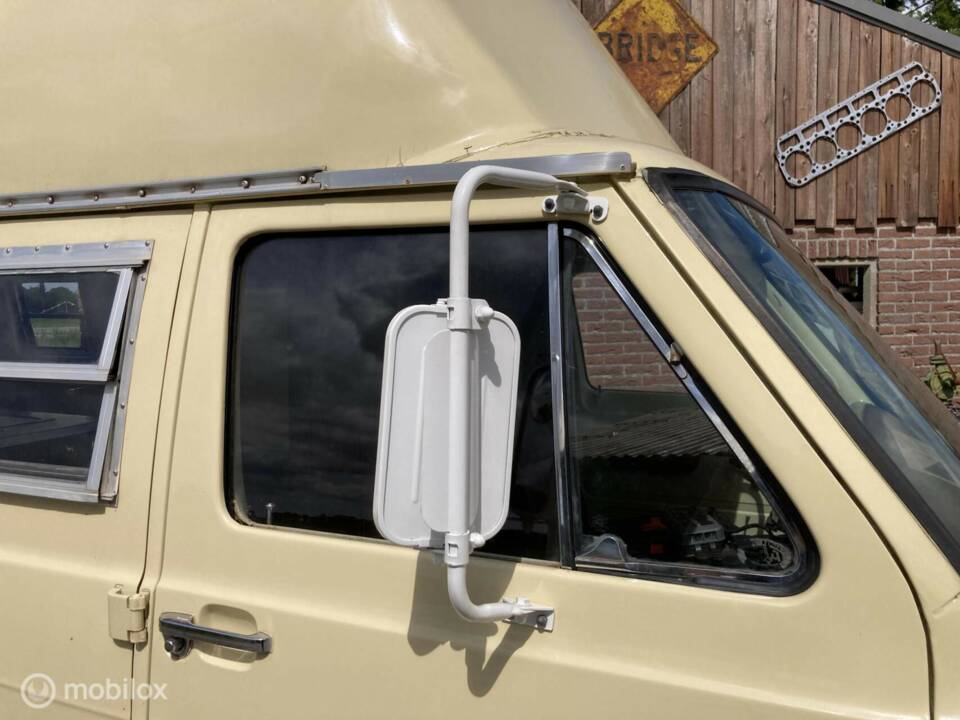 Bild 43/50 von Ford Econoline E 300 (1971)