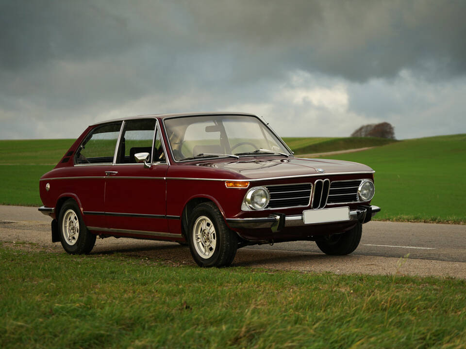 Immagine 4/30 di BMW Touring 2000 tii (1972)