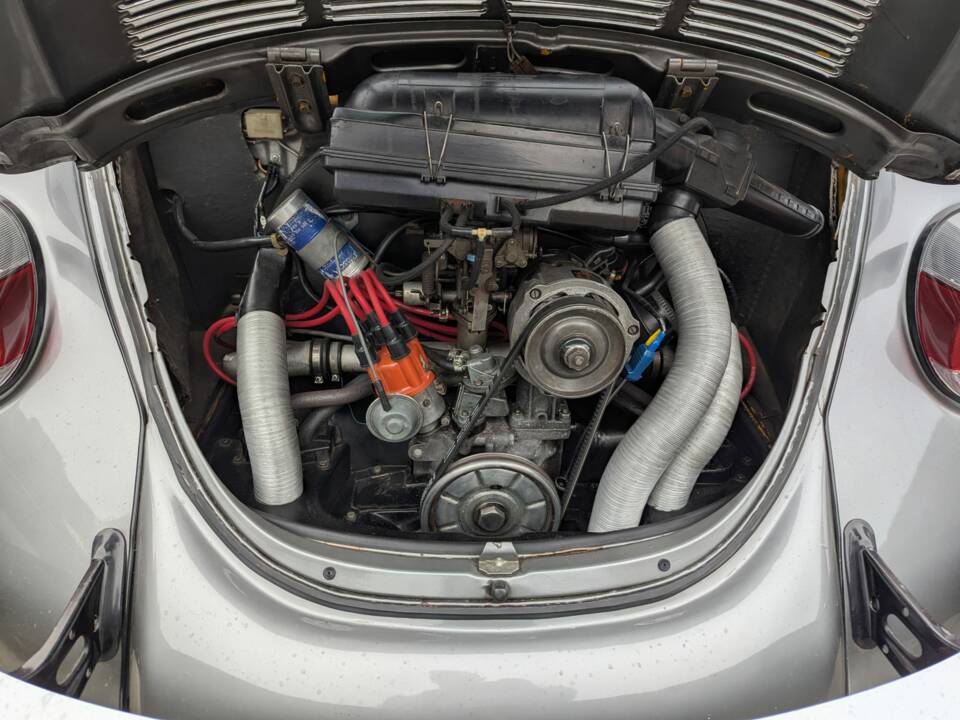 Image 11/27 of Volkswagen Beetle 1303 LS (1977)