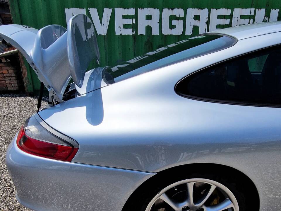 Image 7/13 of Porsche 911 GT3 (2004)