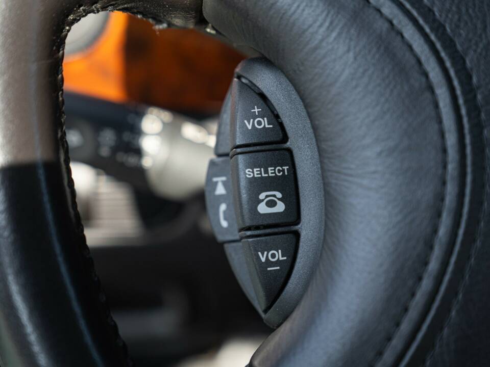 Bild 49/50 von Jaguar XJ 8 Executive (1997)