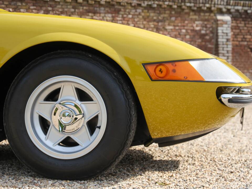 Afbeelding 39/50 van Ferrari 365 GTB/4 Daytona (1971)